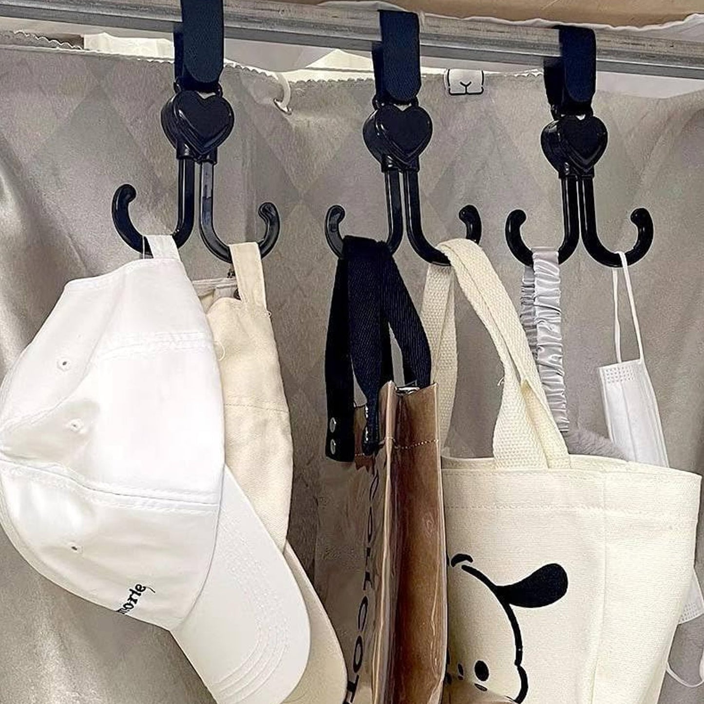 360° Rotating Multi-Purpose Baby Carriage Hook – For Strollers, Cars & More (1 Pc)