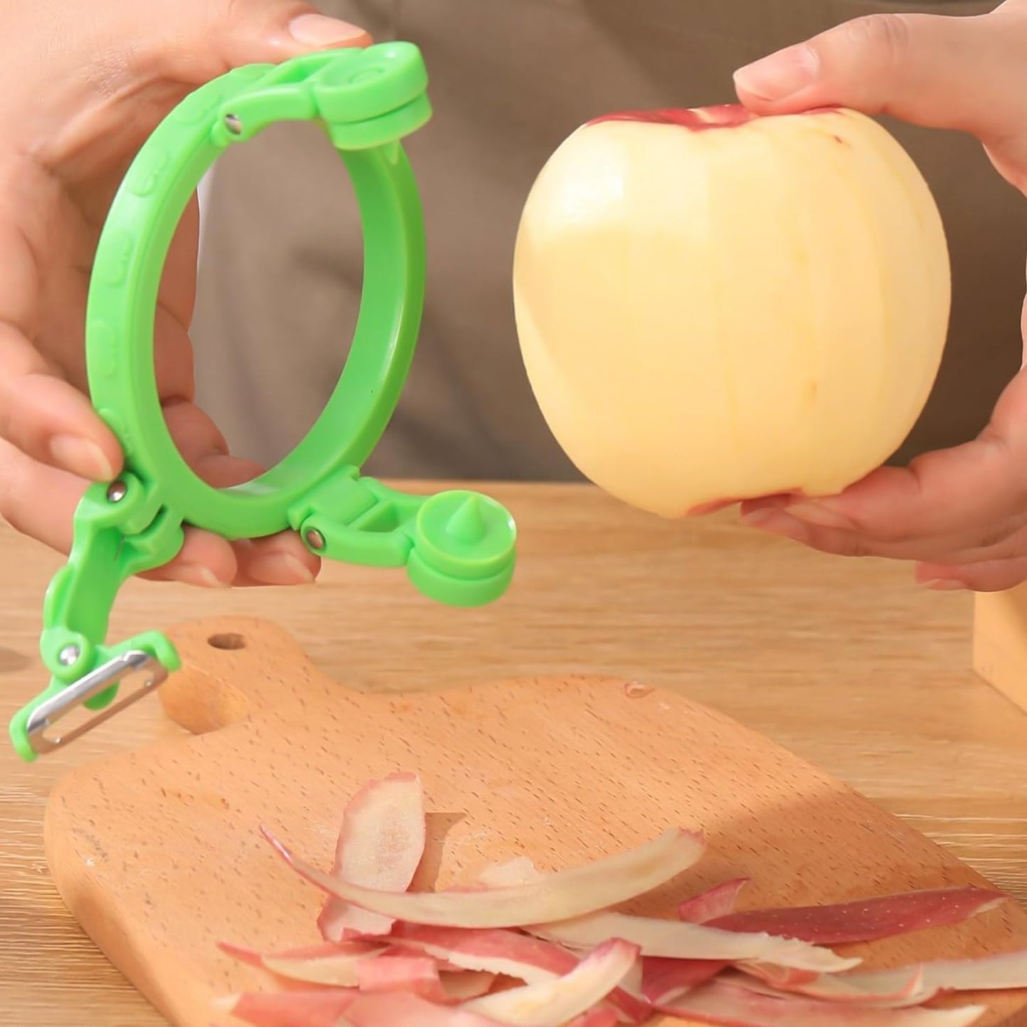Adjustable Apple Peeler Cutter
